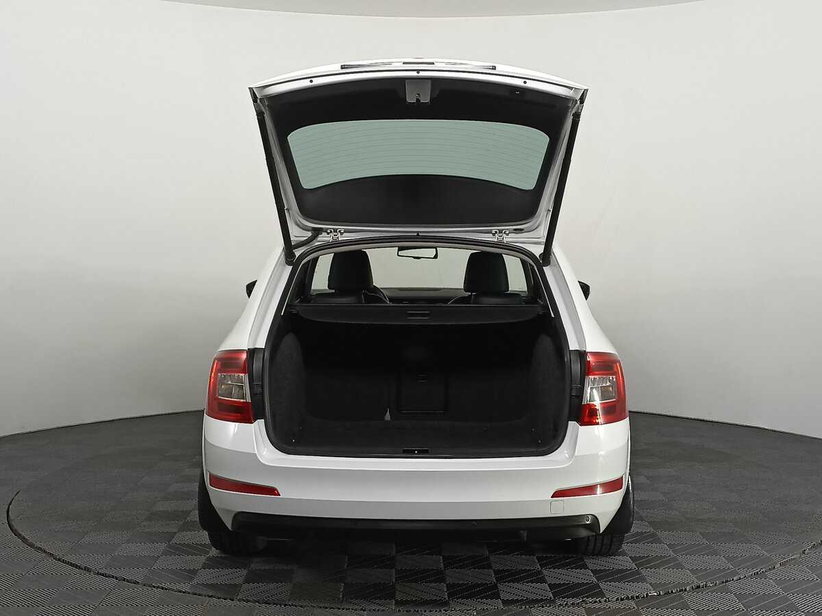 Skoda Octavia 2015 года с пробегом. Фото: #9