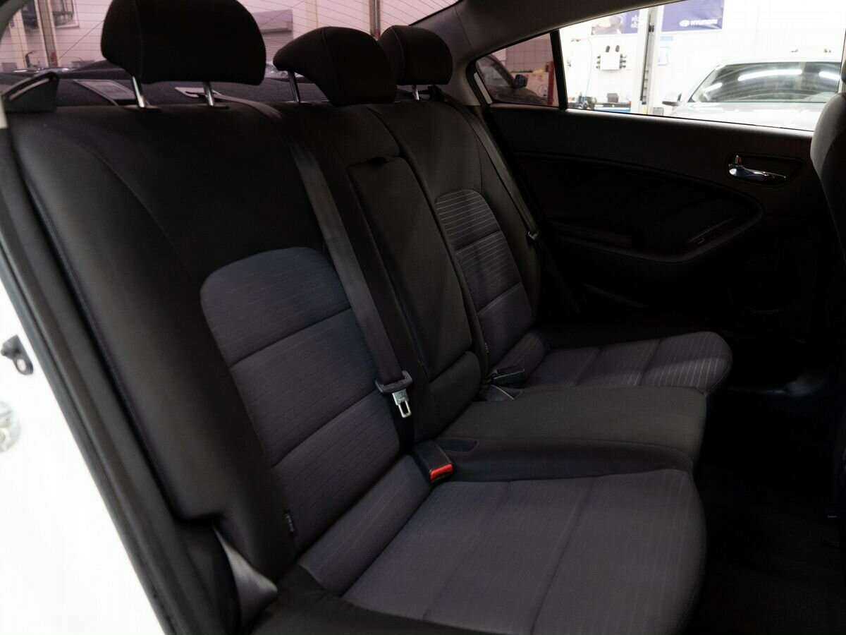 Kia Cerato 2017 года с пробегом. Фото: #7