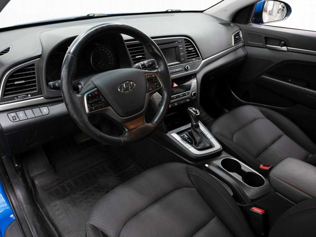 Hyundai Elantra 2017 года с пробегом. Фото: #7