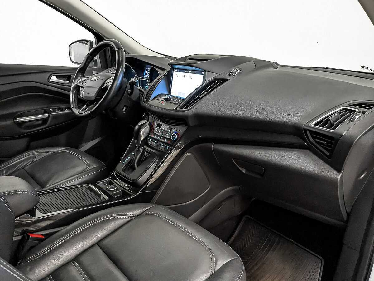 Ford Kuga 2016 года с пробегом. Фото: #10