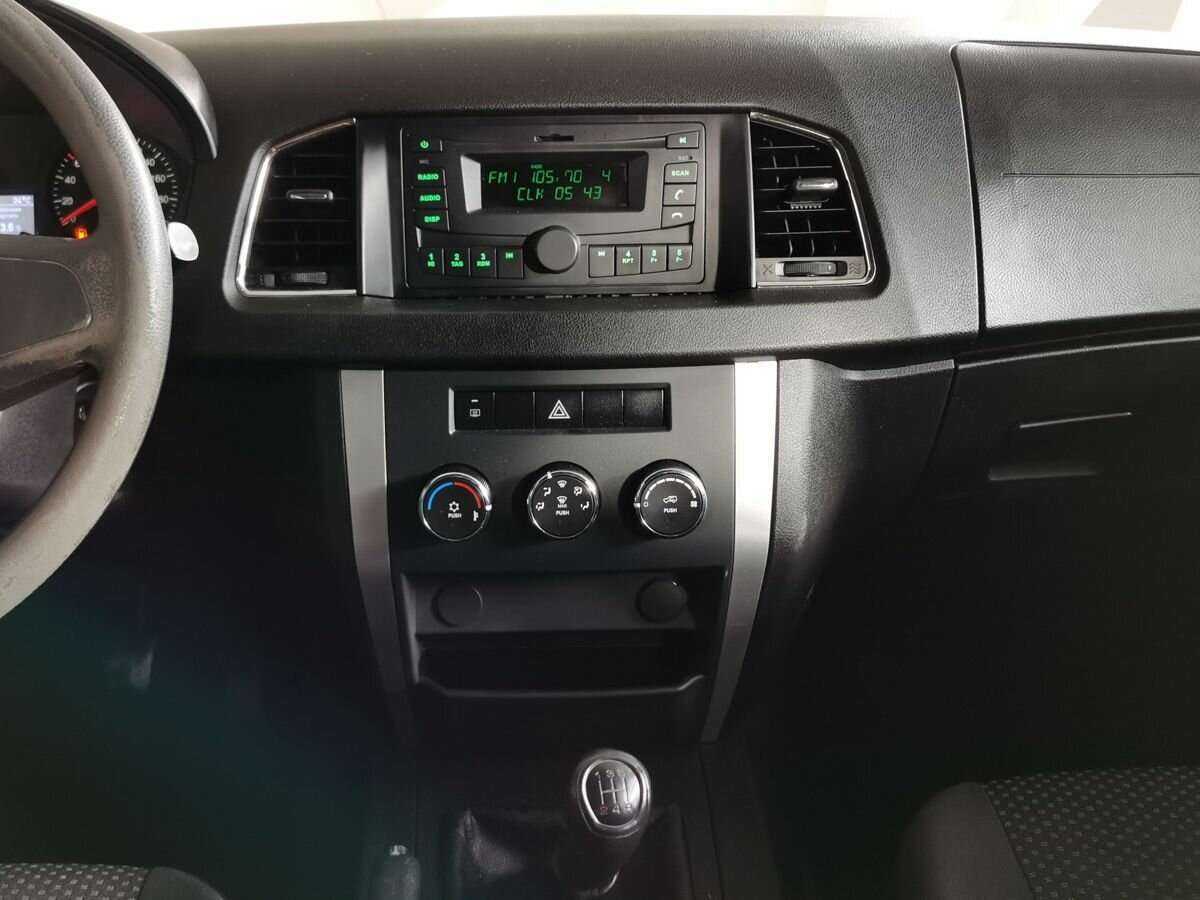 УАЗ Patriot 2016 года с пробегом. Фото: #9