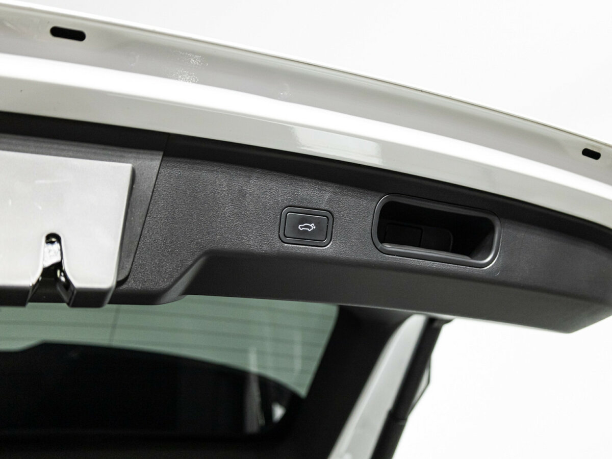 Geely Atlas 2024 года с пробегом. Фото: #22