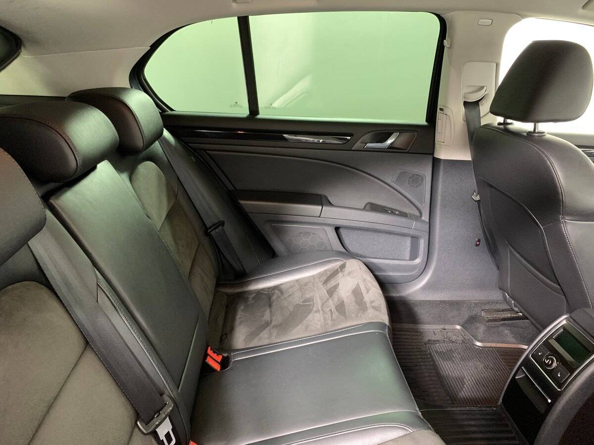 Skoda Superb 2014 года с пробегом. Фото: #16
