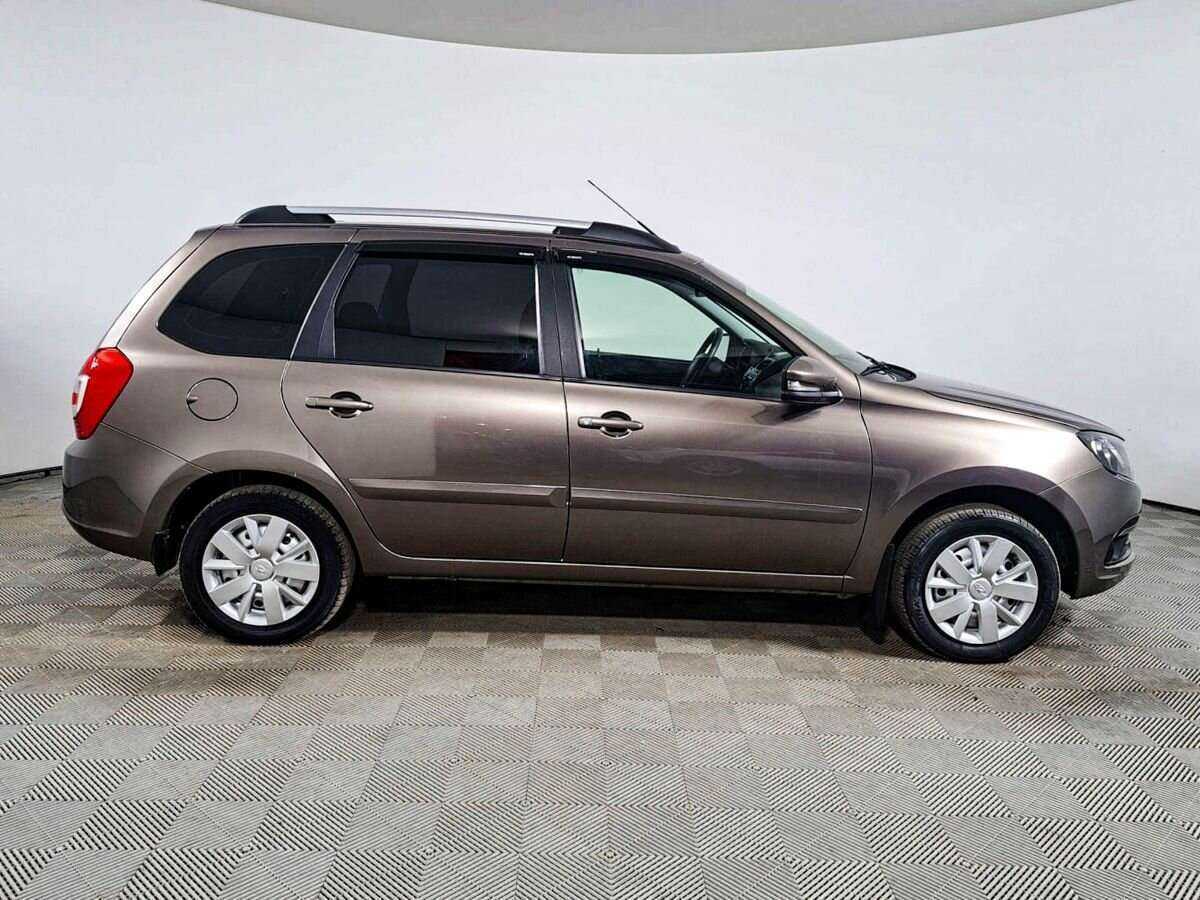 Lada (ВАЗ) Granta 2019 года с пробегом. Фото: #3