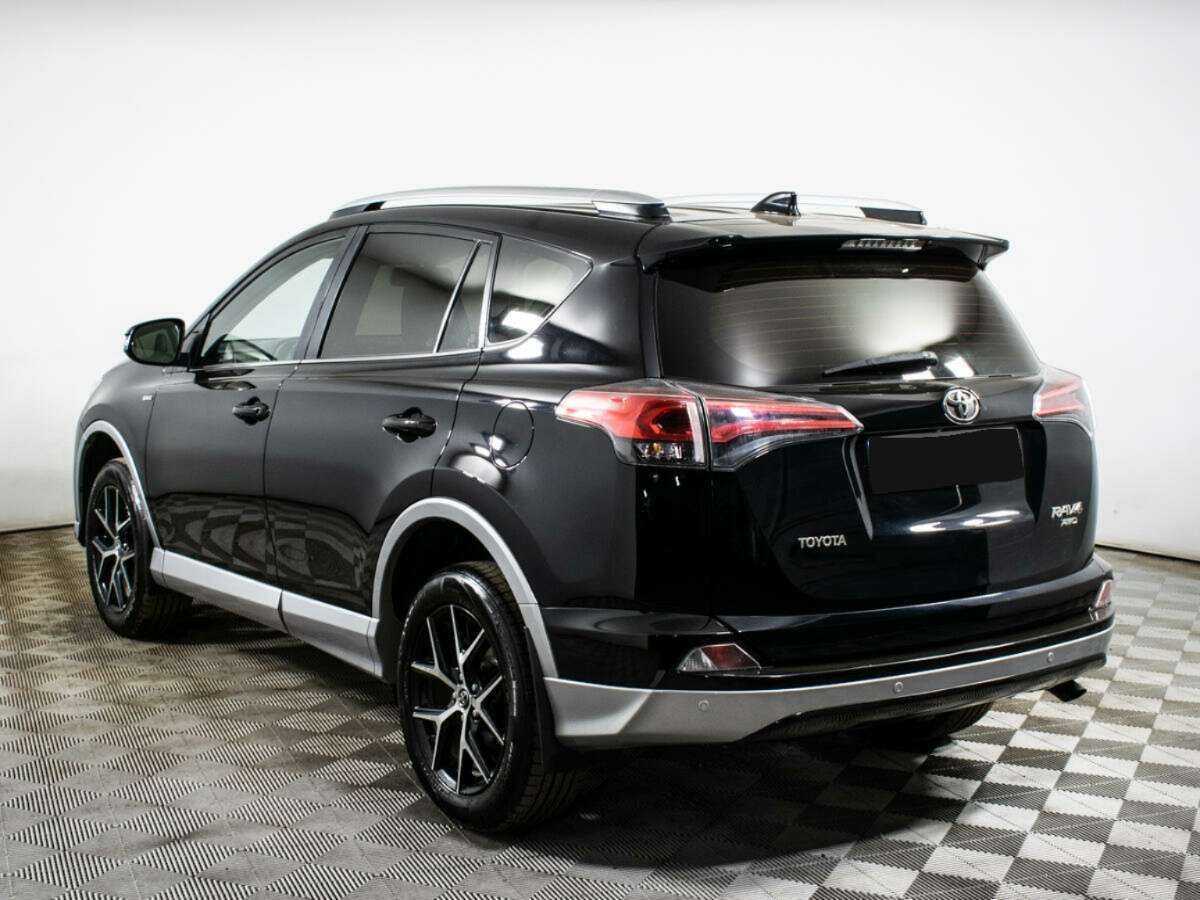 Toyota RAV4 2017 года с пробегом. Фото: #5