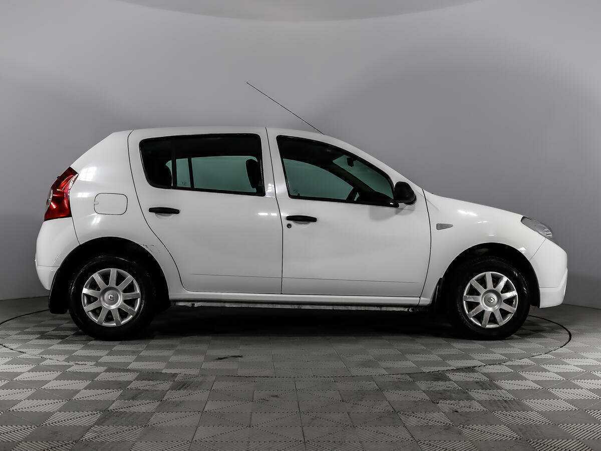Renault Sandero 2014 года с пробегом. Фото: #3