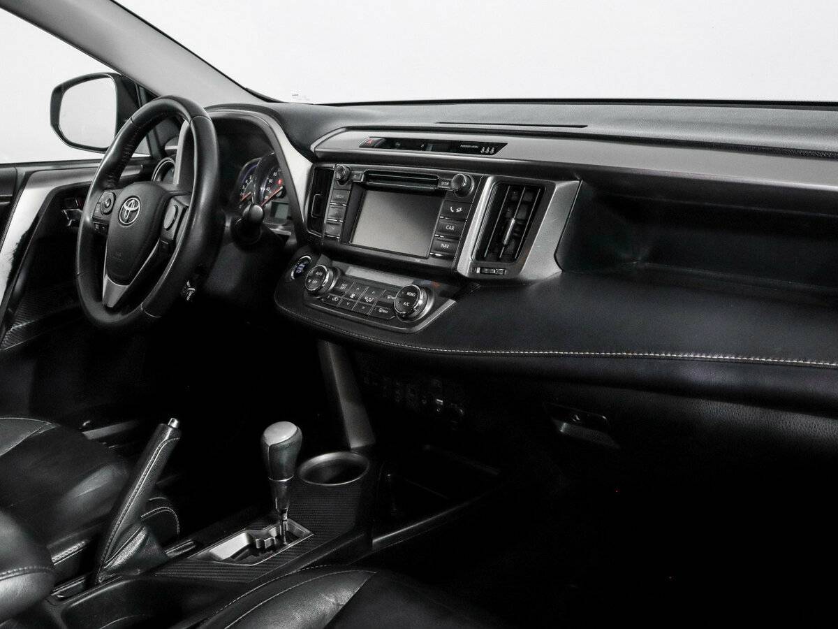 Toyota RAV4 2013 года с пробегом. Фото: #8