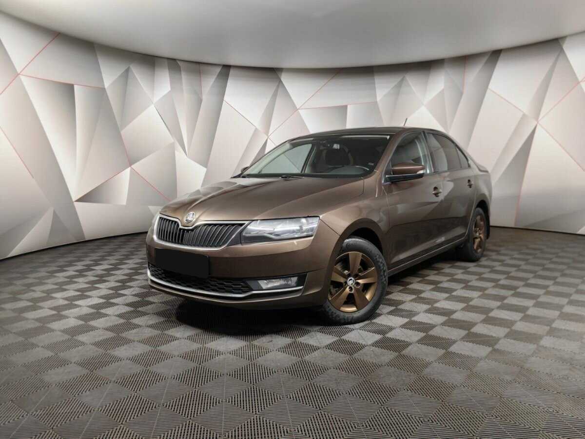 Skoda Rapid 2018 года с пробегом. Посмотреть фото