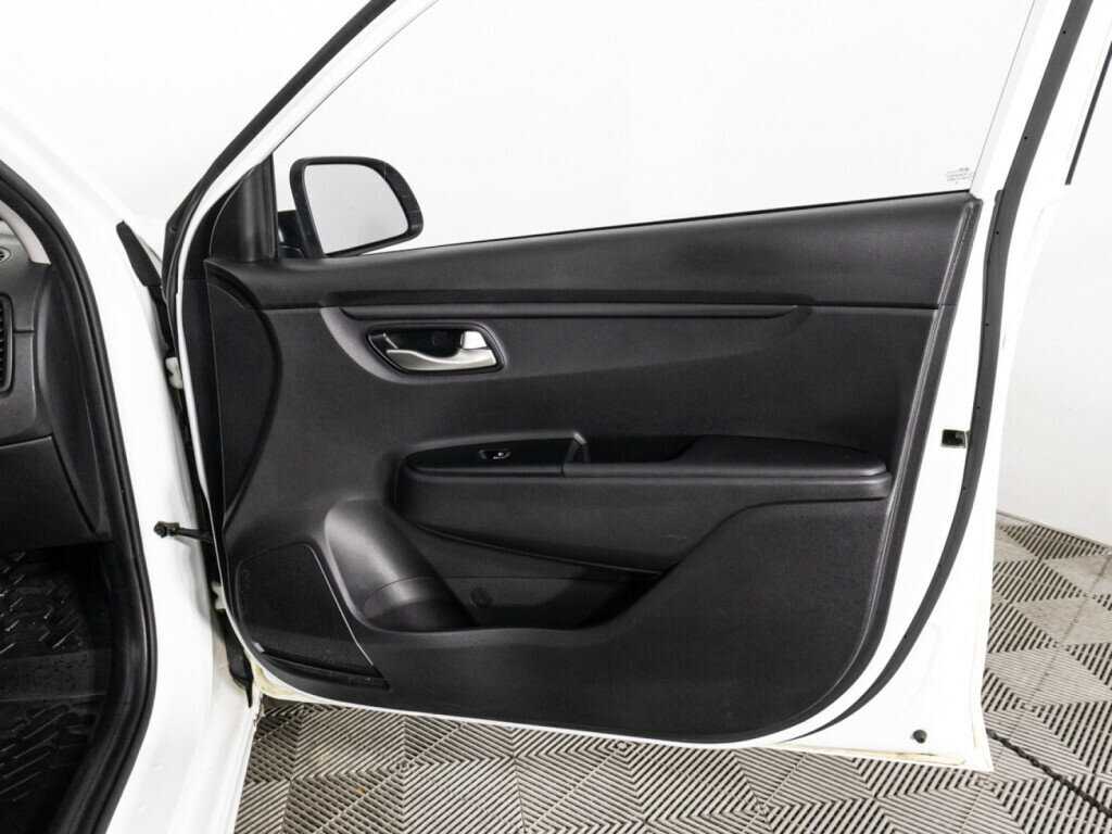 Kia Rio 2020 года с пробегом. Фото: #26