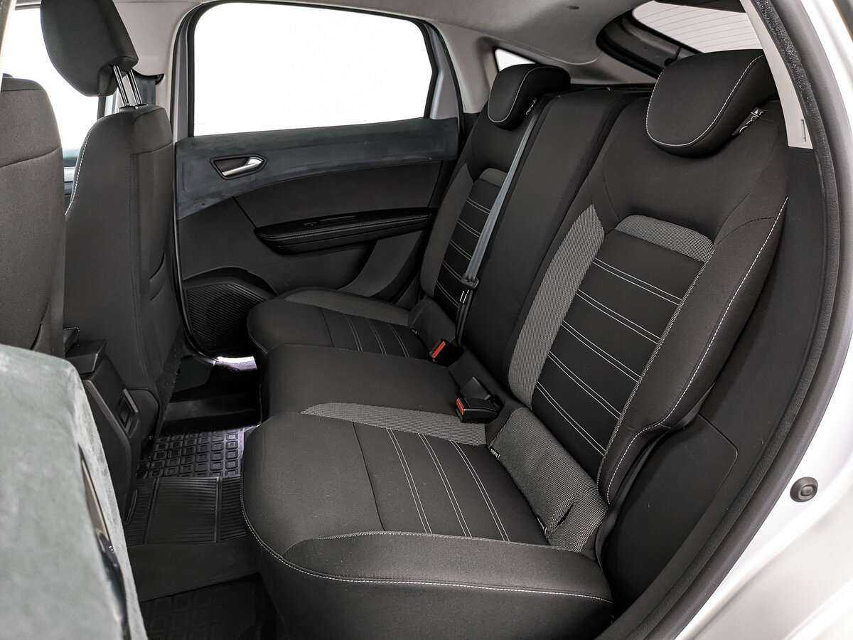 Renault Arkana 2021 года с пробегом. Фото: #16