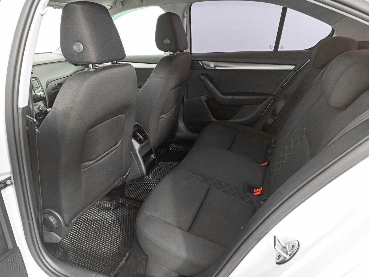 Skoda Octavia 2019 года с пробегом. Фото: #9