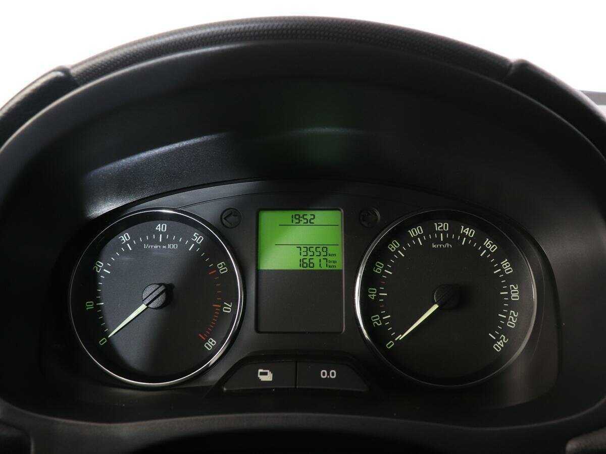 Skoda Fabia 2014 года с пробегом. Фото: #9