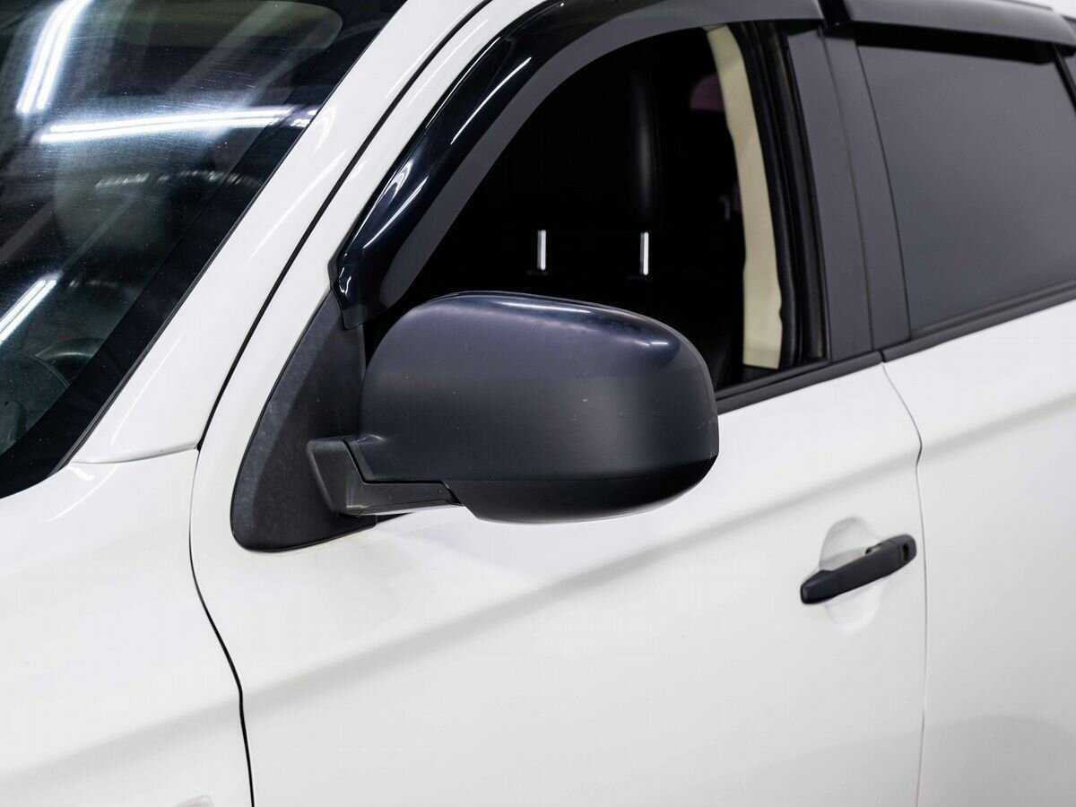 Mitsubishi Outlander 2018 года с пробегом. Фото: #7