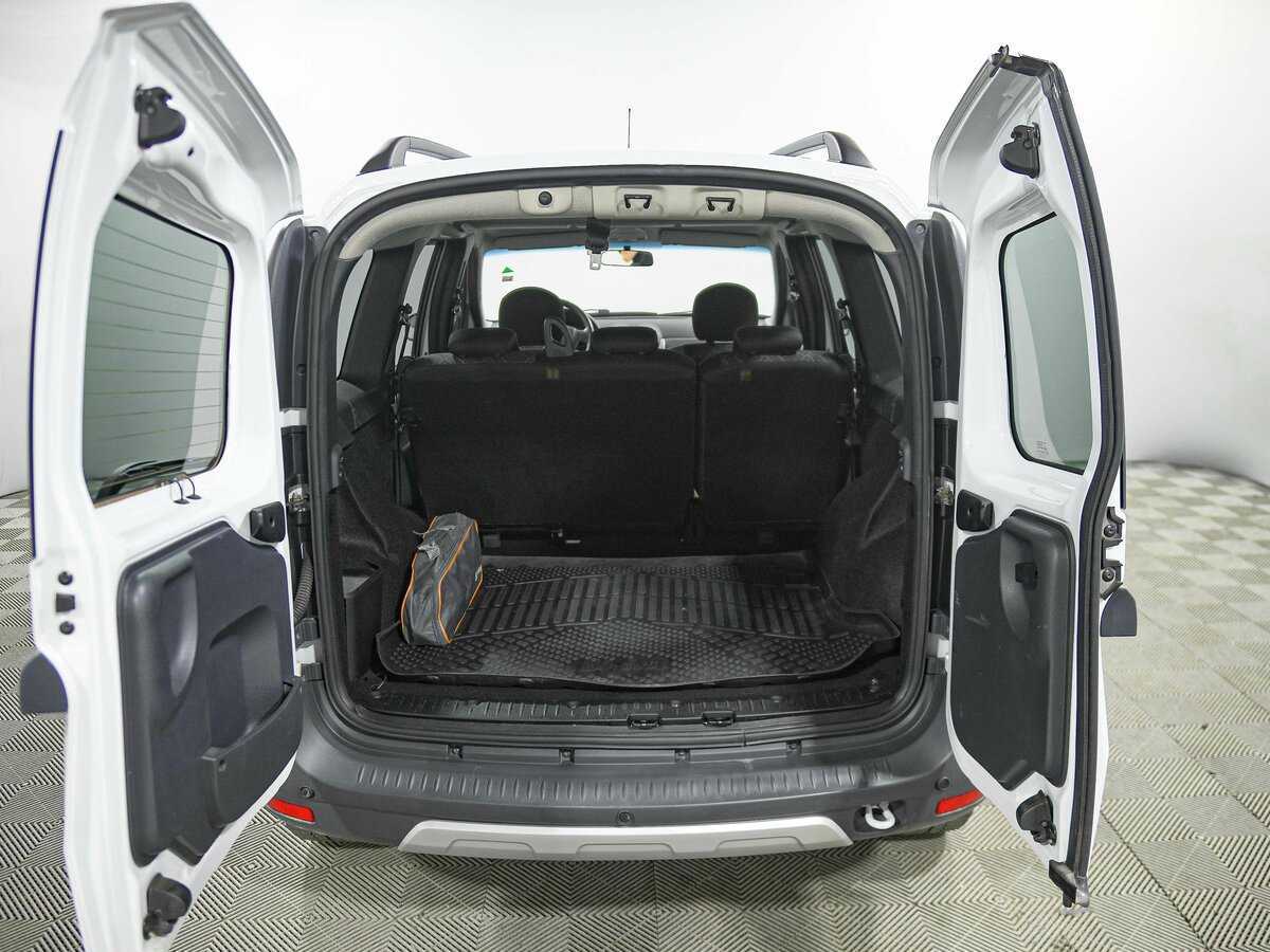 Lada (ВАЗ) Largus 2021 года с пробегом. Фото: #12