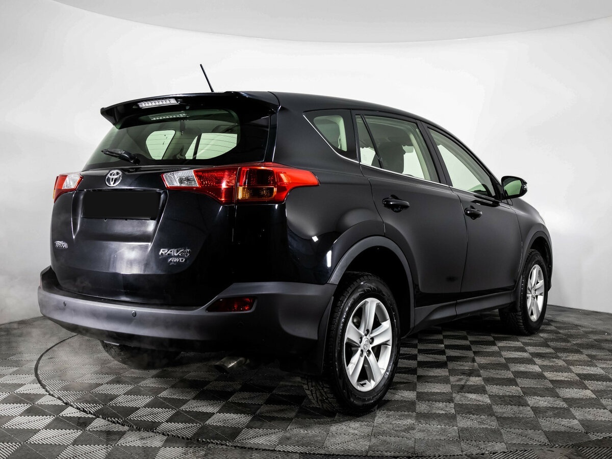 Toyota RAV4 2013 года с пробегом. Фото: #4