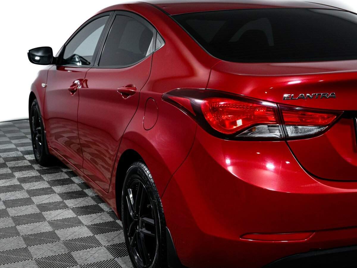 Hyundai Elantra 2015 года с пробегом. Фото: #18