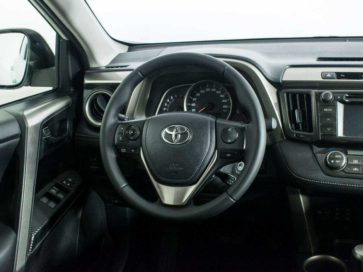 Toyota RAV4 2013 года с пробегом. Фото: #11