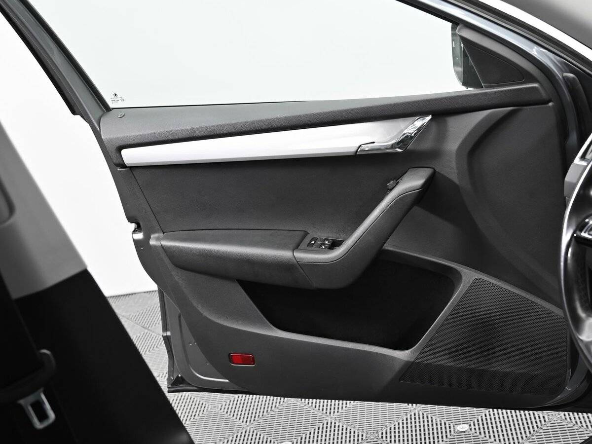 Skoda Octavia 2014 года с пробегом. Фото: #6