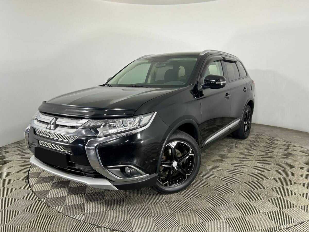 Mitsubishi Outlander 2015 года с пробегом. Фото: #0