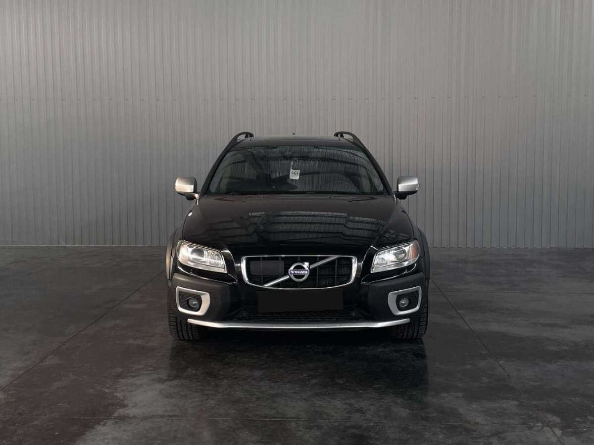 Volvo XC70 2012 года с пробегом. Фото: #1