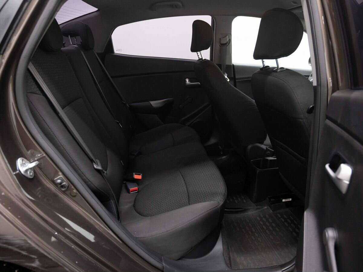 Kia Rio 2017 года с пробегом. Фото: #9