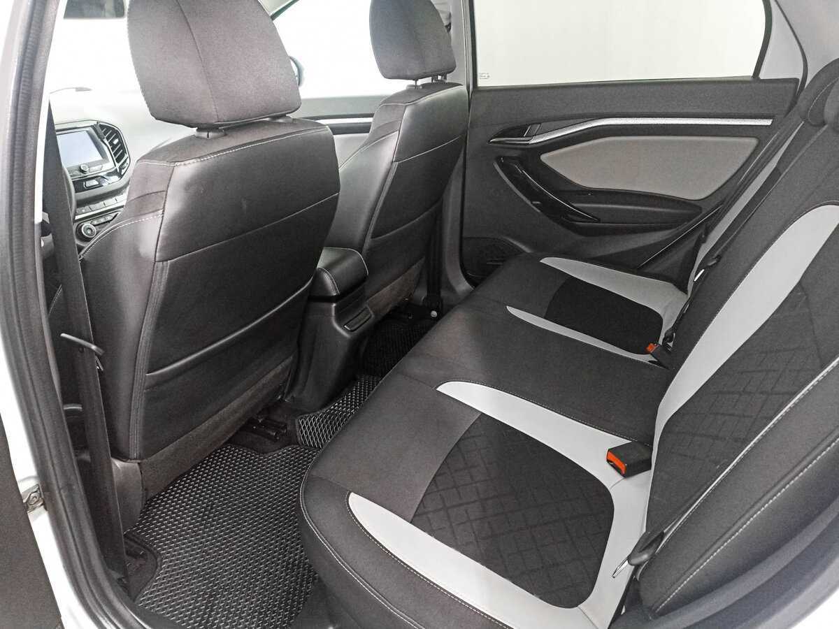 Lada (ВАЗ) Vesta 2017 года с пробегом. Фото: #9