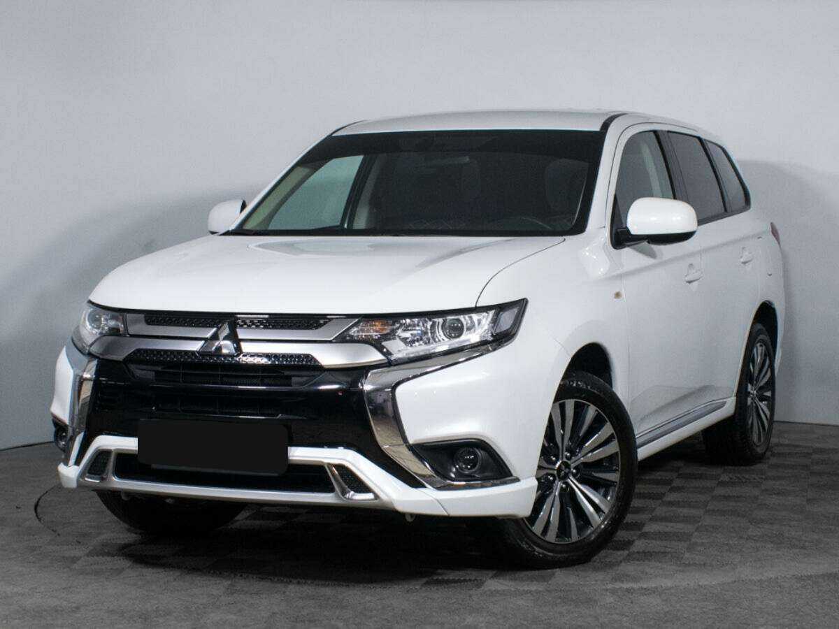 Mitsubishi Outlander 2022 года с пробегом. Посмотреть фото