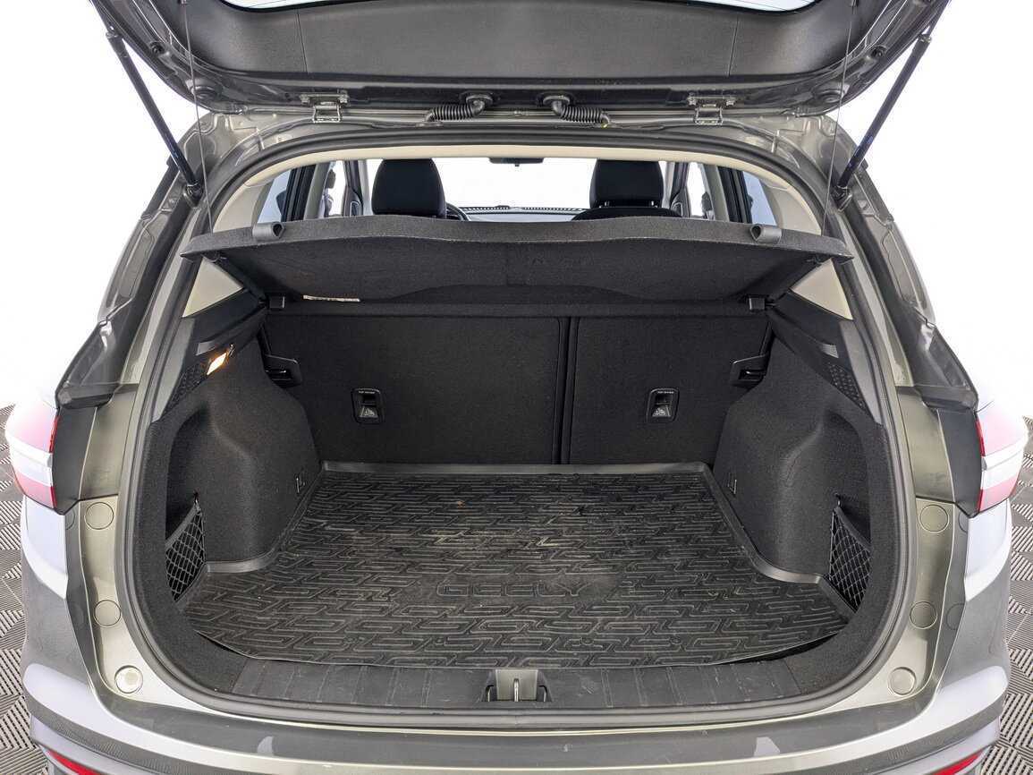 Geely Coolray 2022 года с пробегом. Фото: #8