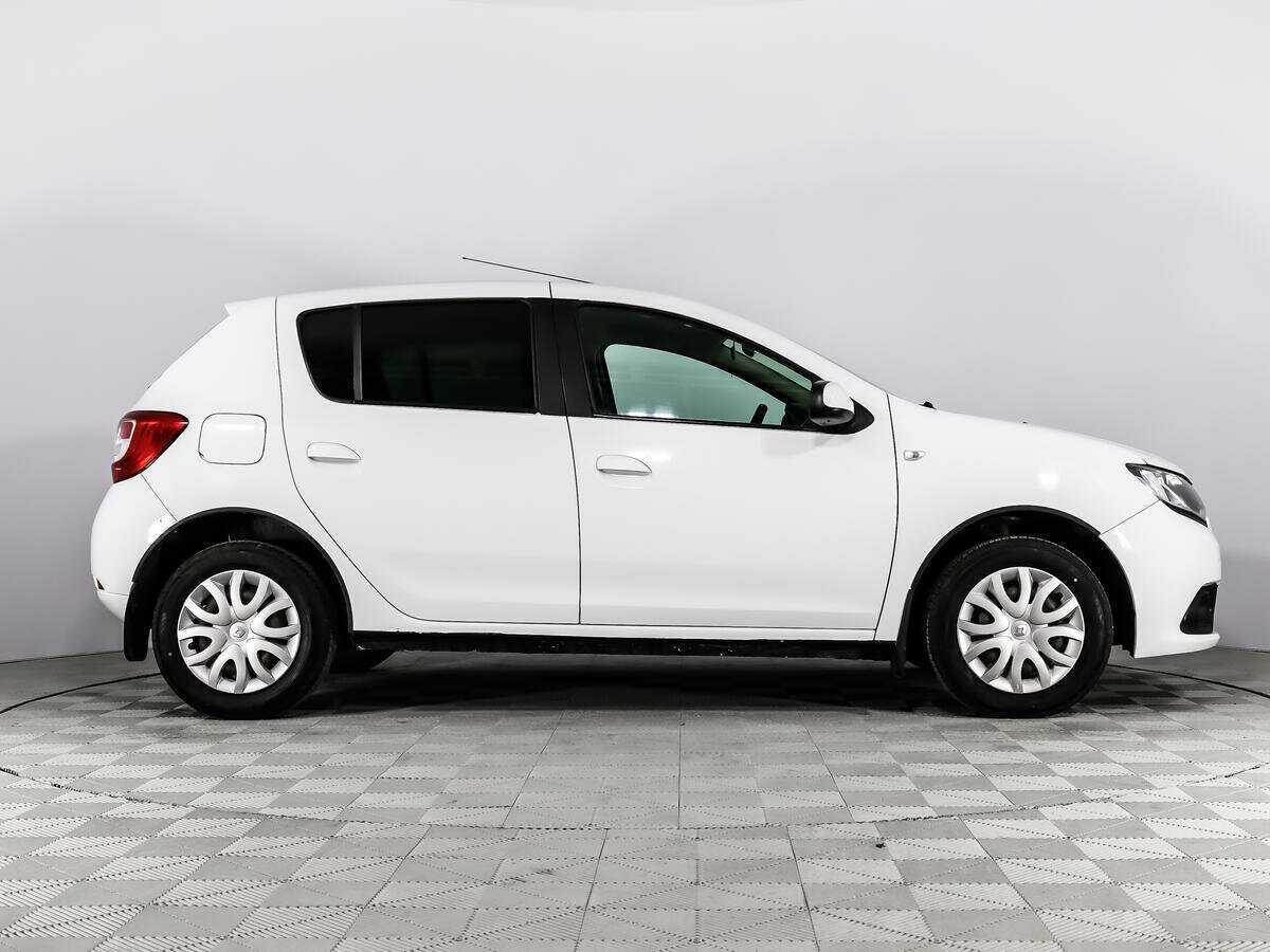 Renault Sandero 2017 года с пробегом. Фото: #3