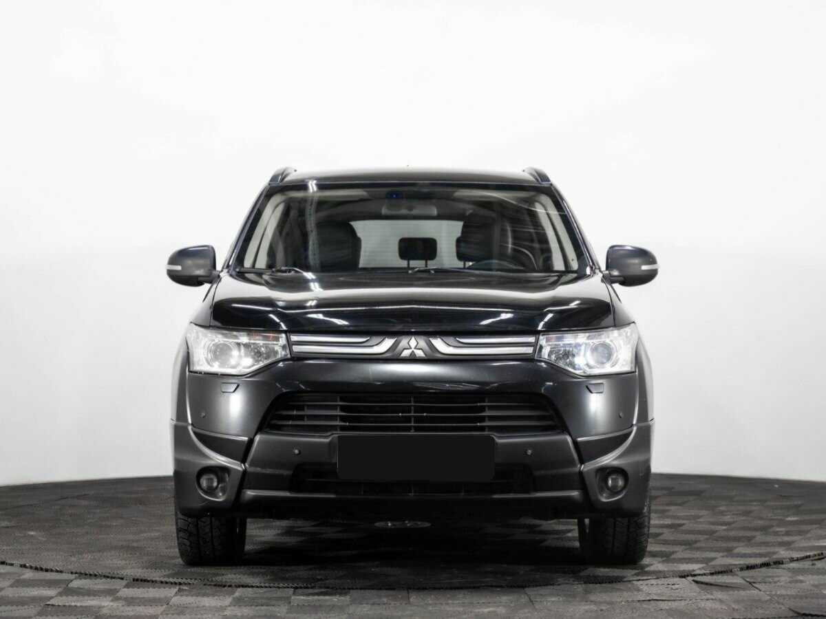 Mitsubishi Outlander 2013 года с пробегом. Фото: #1