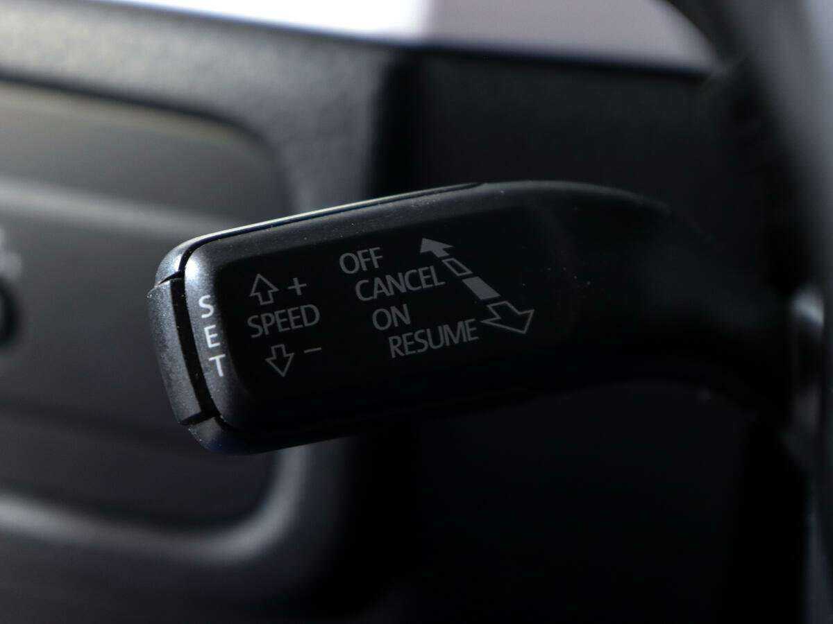 Volkswagen Touareg 2012 года с пробегом. Фото: #23