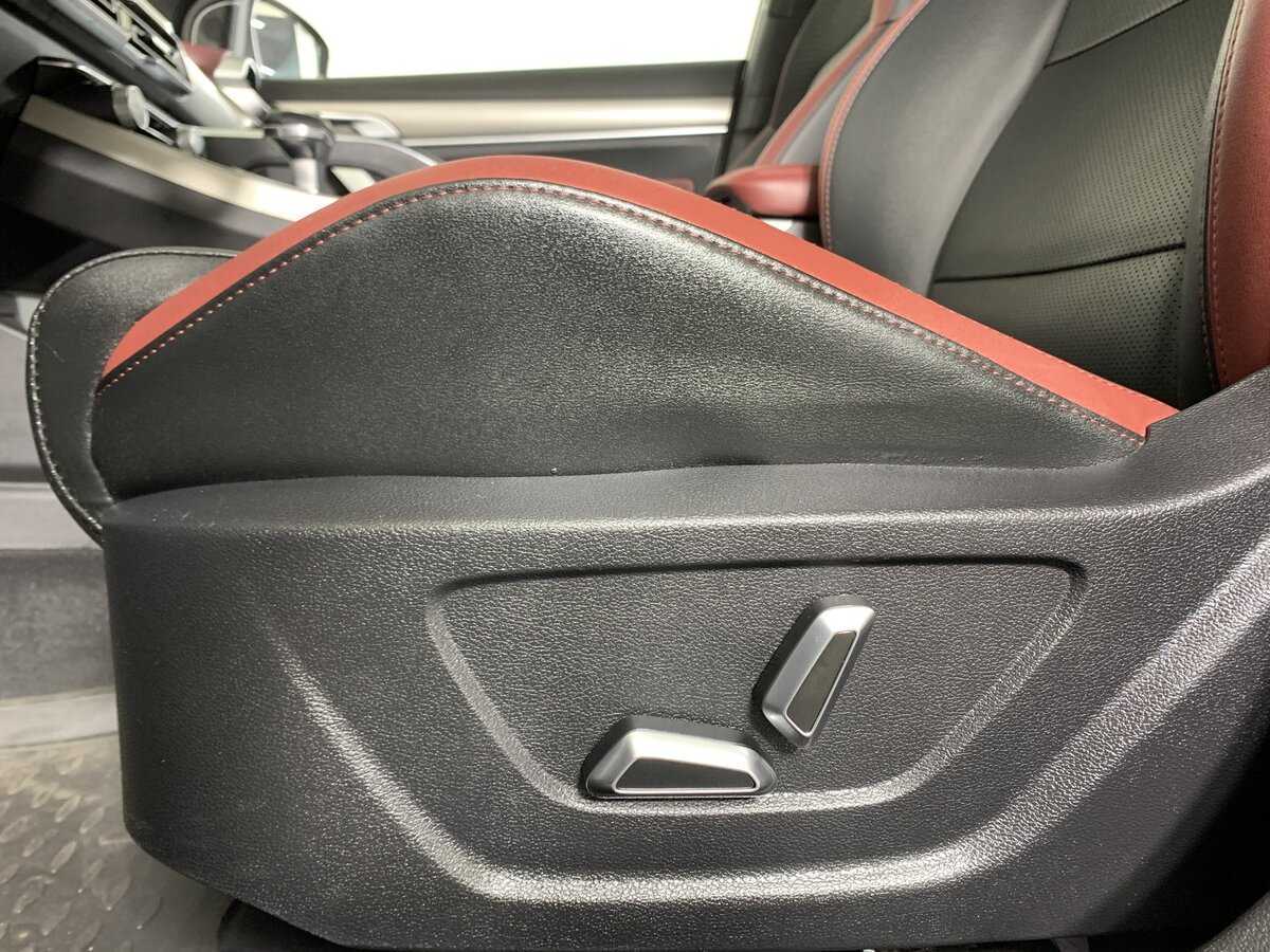 Geely Coolray 2022 года с пробегом. Фото: #16