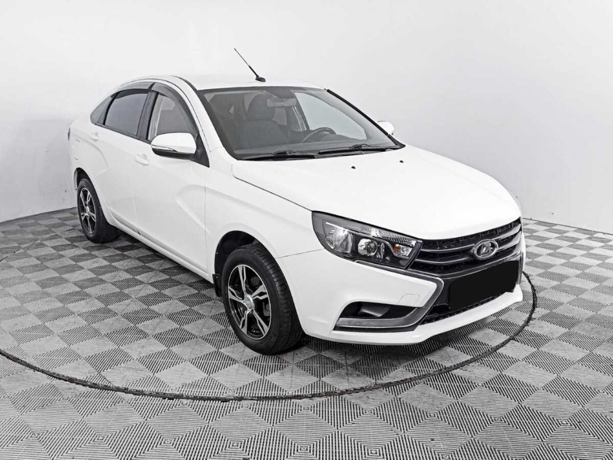 Lada (ВАЗ) Vesta 2017 года с пробегом. Фото: #2