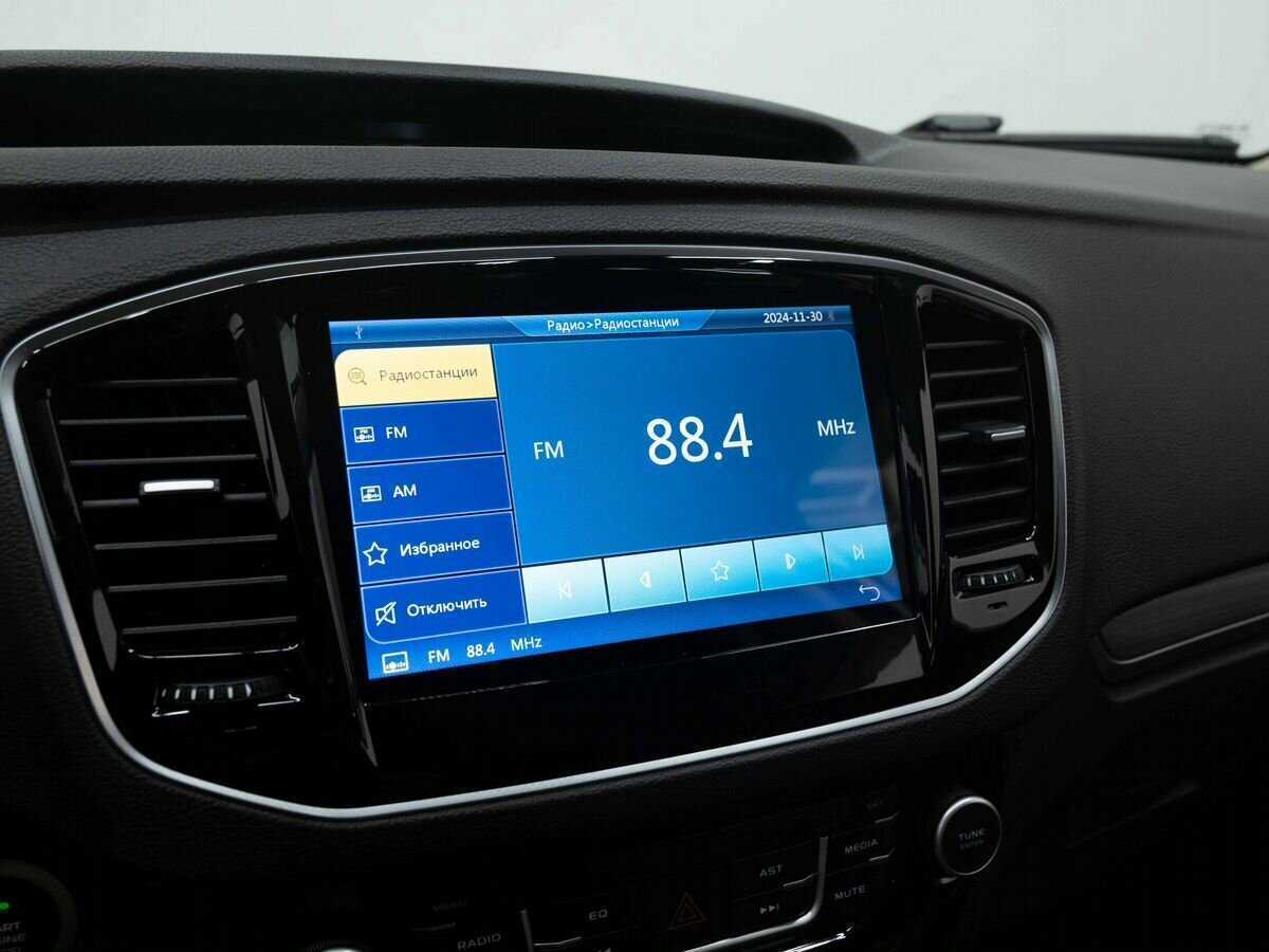 Geely Emgrand X7 2020 года с пробегом. Фото: #18