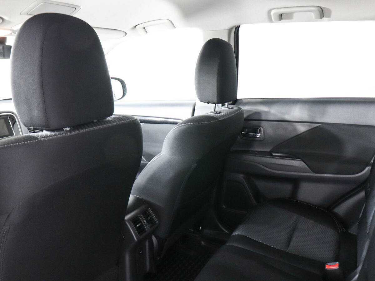 Mitsubishi Outlander 2019 года с пробегом. Фото: #11