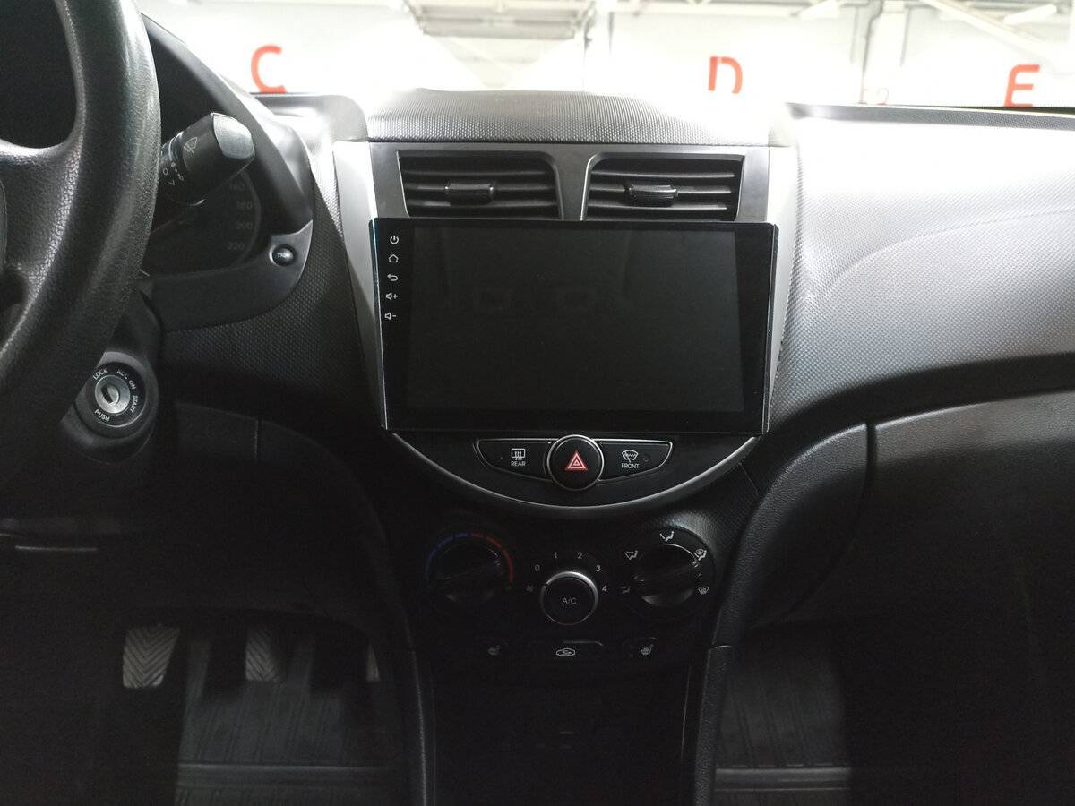 Hyundai Solaris 2015 года с пробегом. Фото: #14