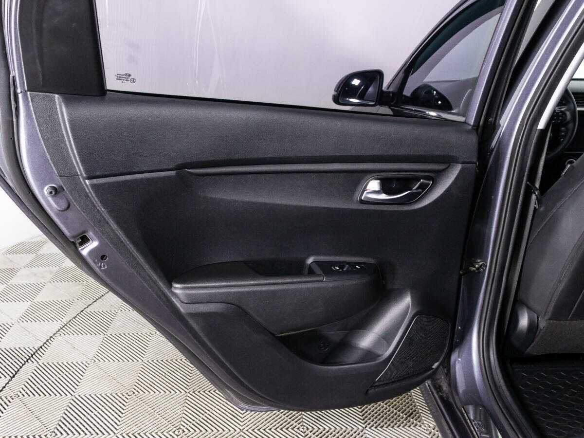 Kia Rio 2021 года с пробегом. Фото: #24