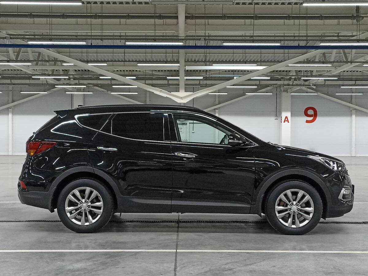 Hyundai Santa Fe 2017 года с пробегом. Фото: #3