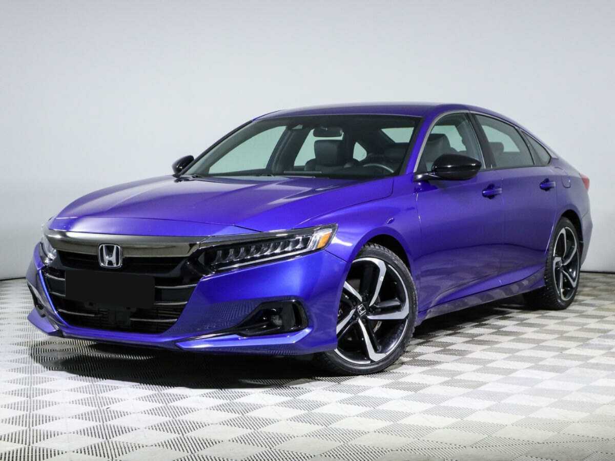 Honda Accord 2022 года с пробегом. Посмотреть фото
