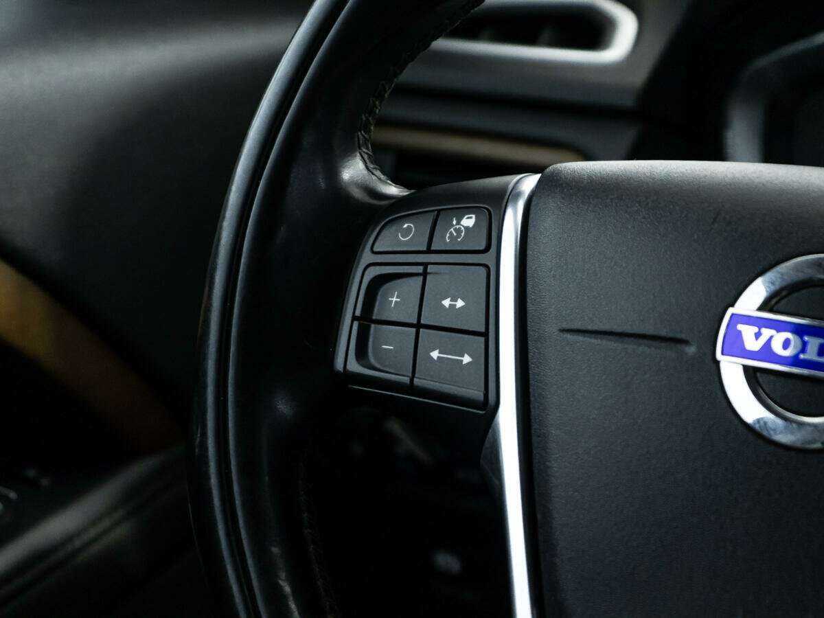 Volvo XC70 2013 года с пробегом. Фото: #21