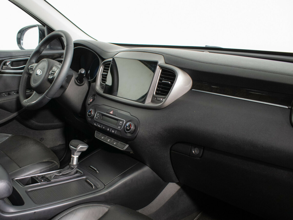 Kia Sorento 2017 года с пробегом. Фото: #8