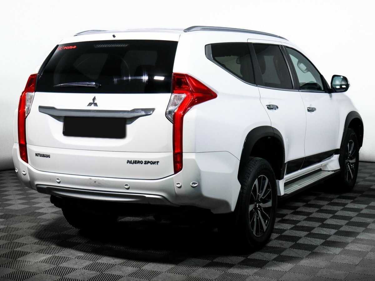 Mitsubishi Pajero Sport 2019 года с пробегом. Фото: #4