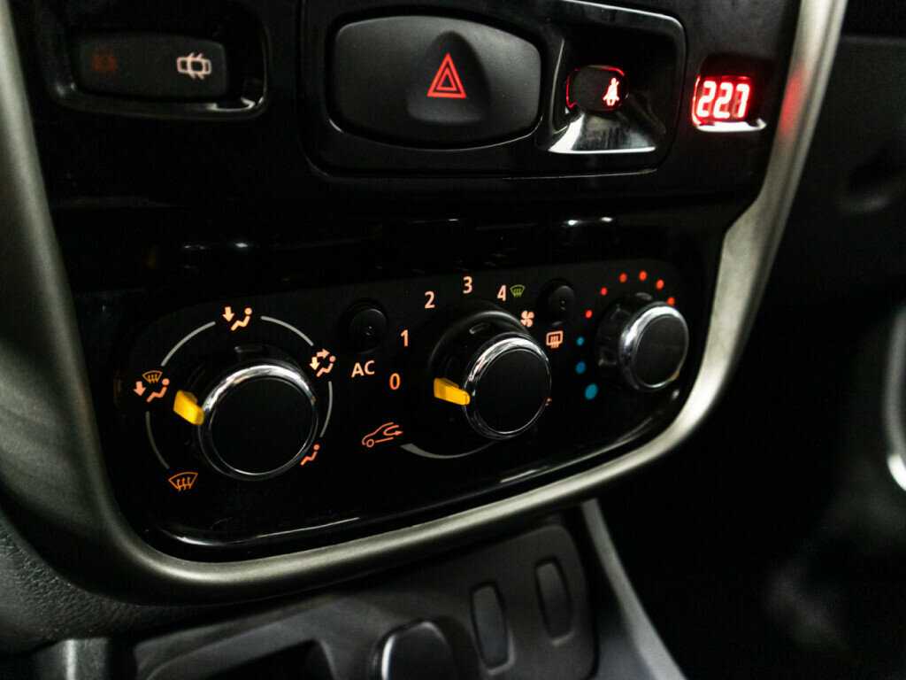 Renault Duster 2015 года с пробегом. Фото: #16