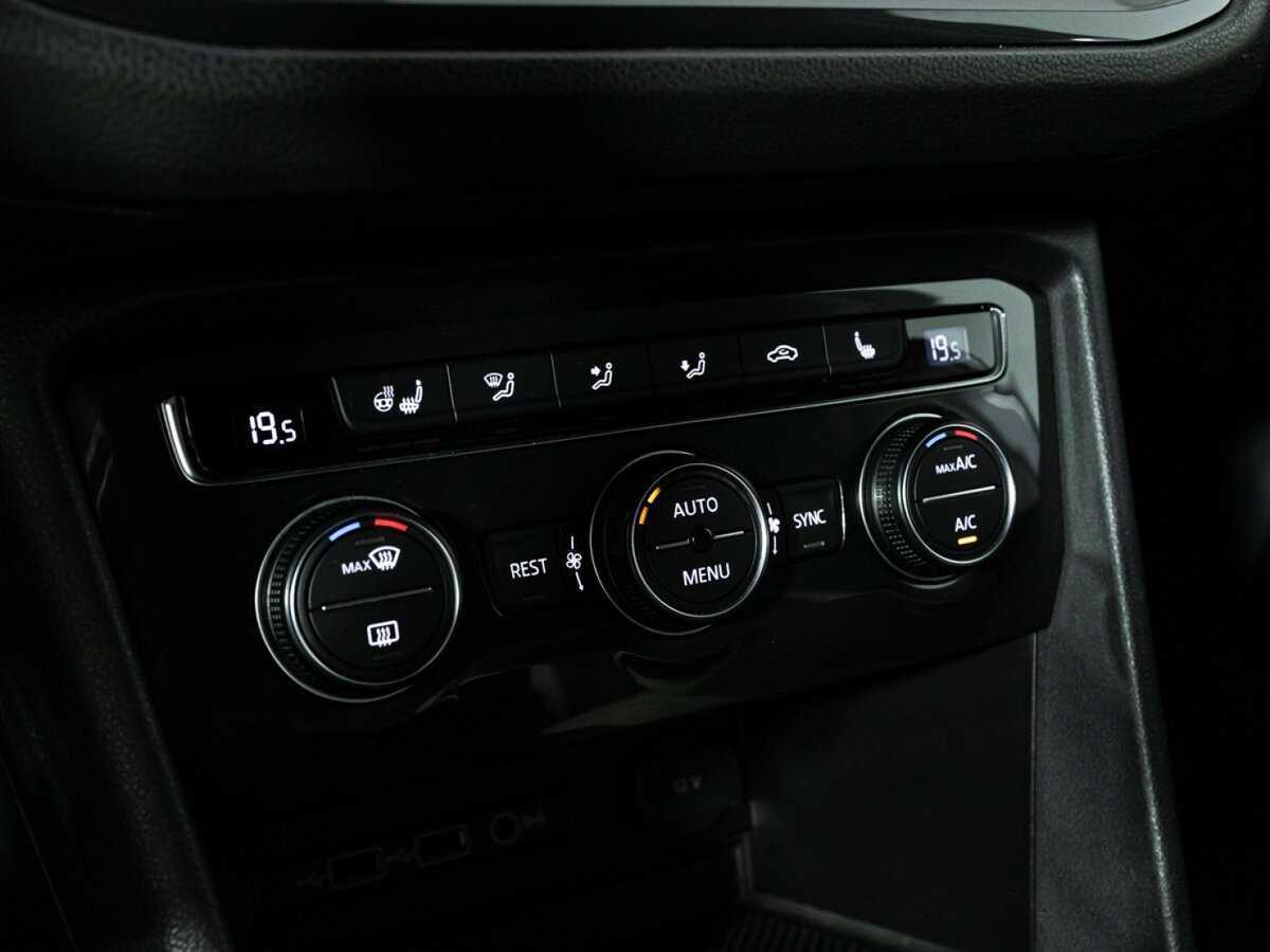 Volkswagen Tiguan 2019 года с пробегом. Фото: #18