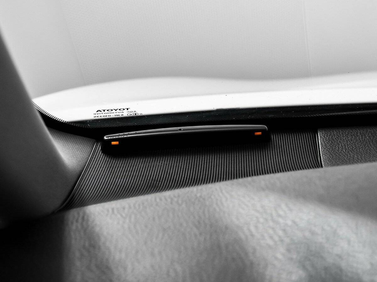 Toyota Camry 2021 года с пробегом. Фото: #18