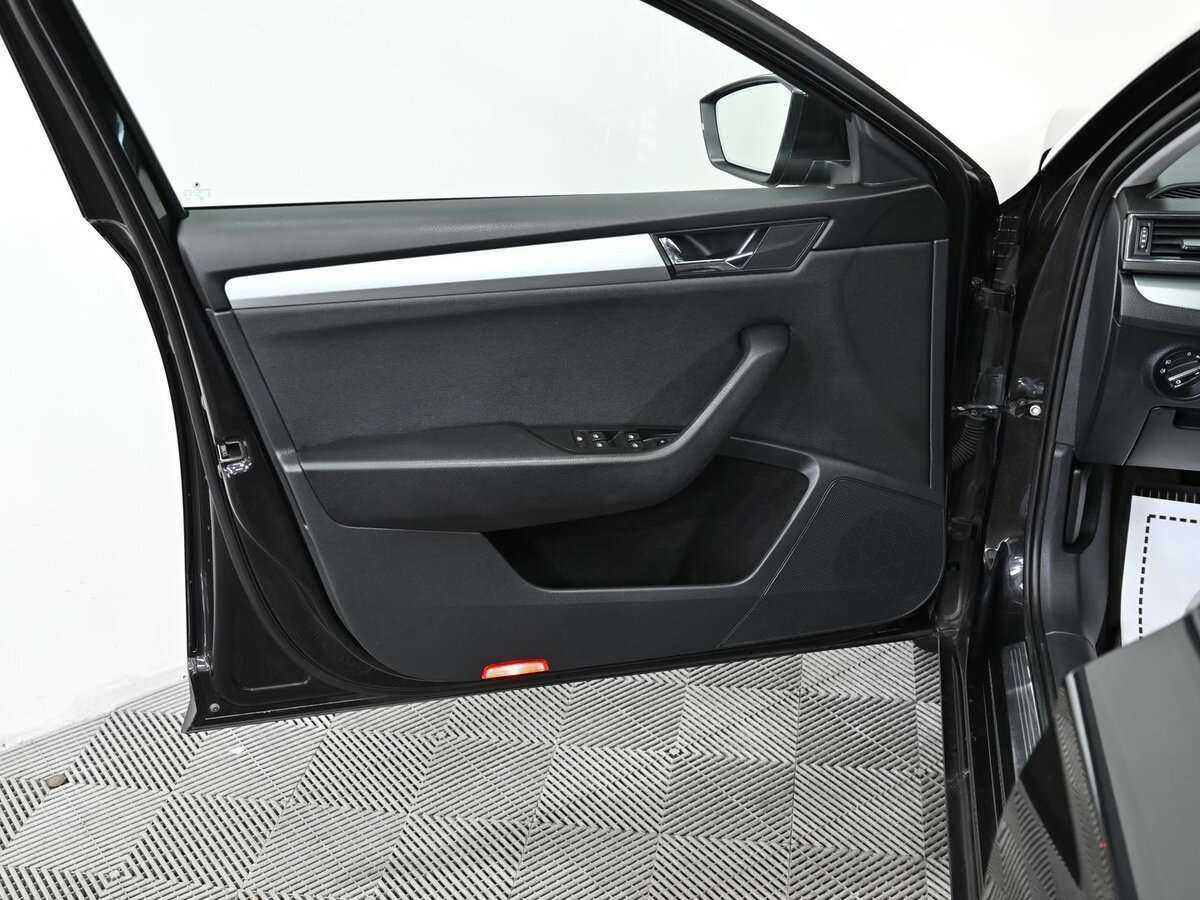 Skoda Superb 2016 года с пробегом. Фото: #7