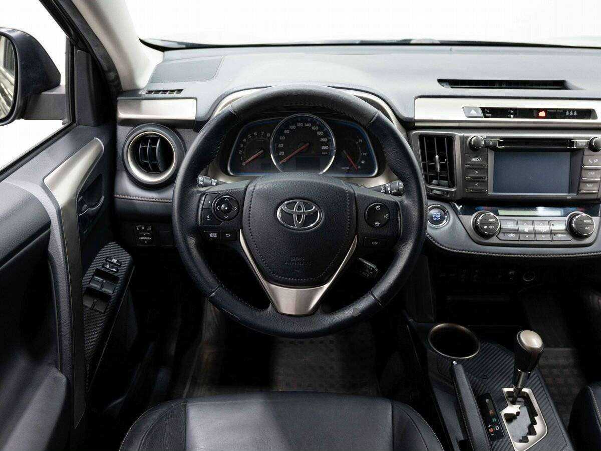 Toyota RAV4 2014 года с пробегом. Фото: #13
