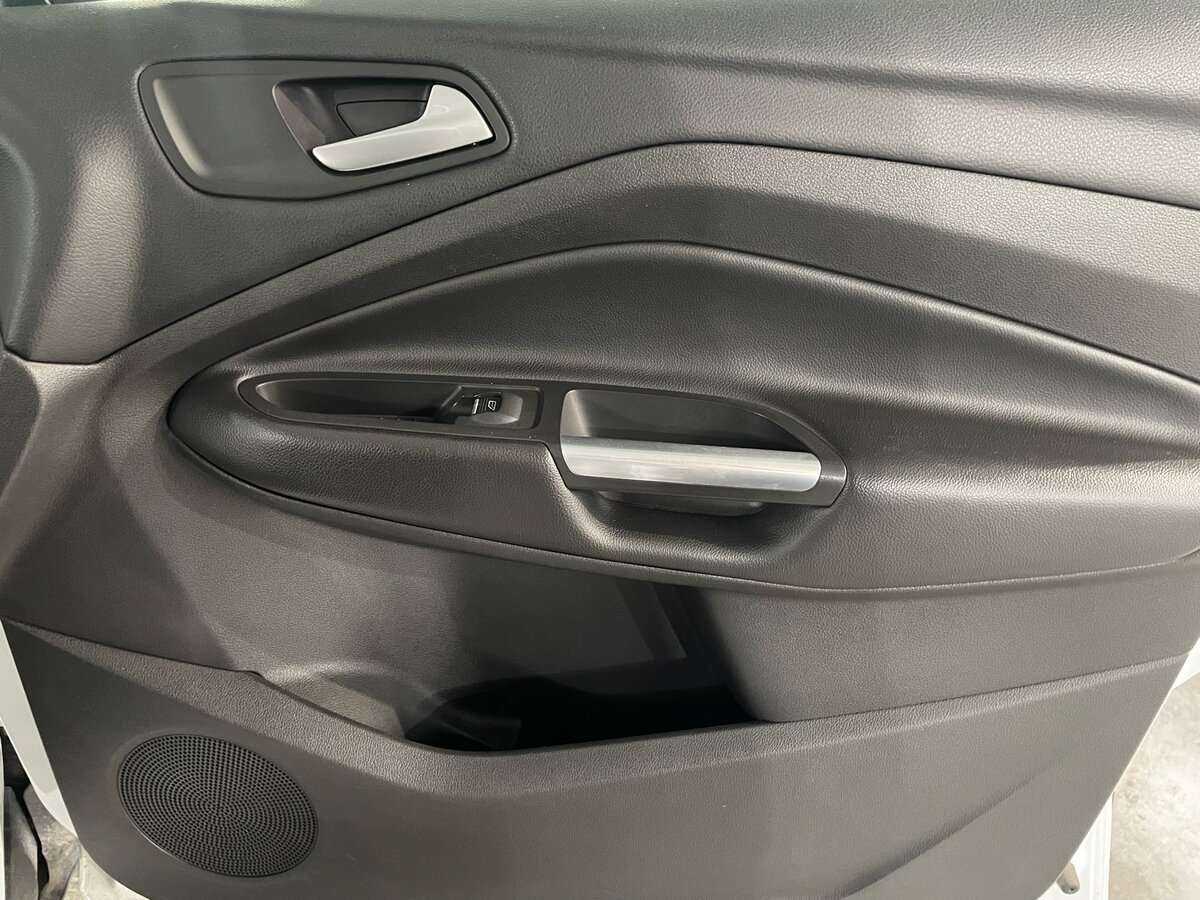 Ford Kuga 2017 года с пробегом. Фото: #26