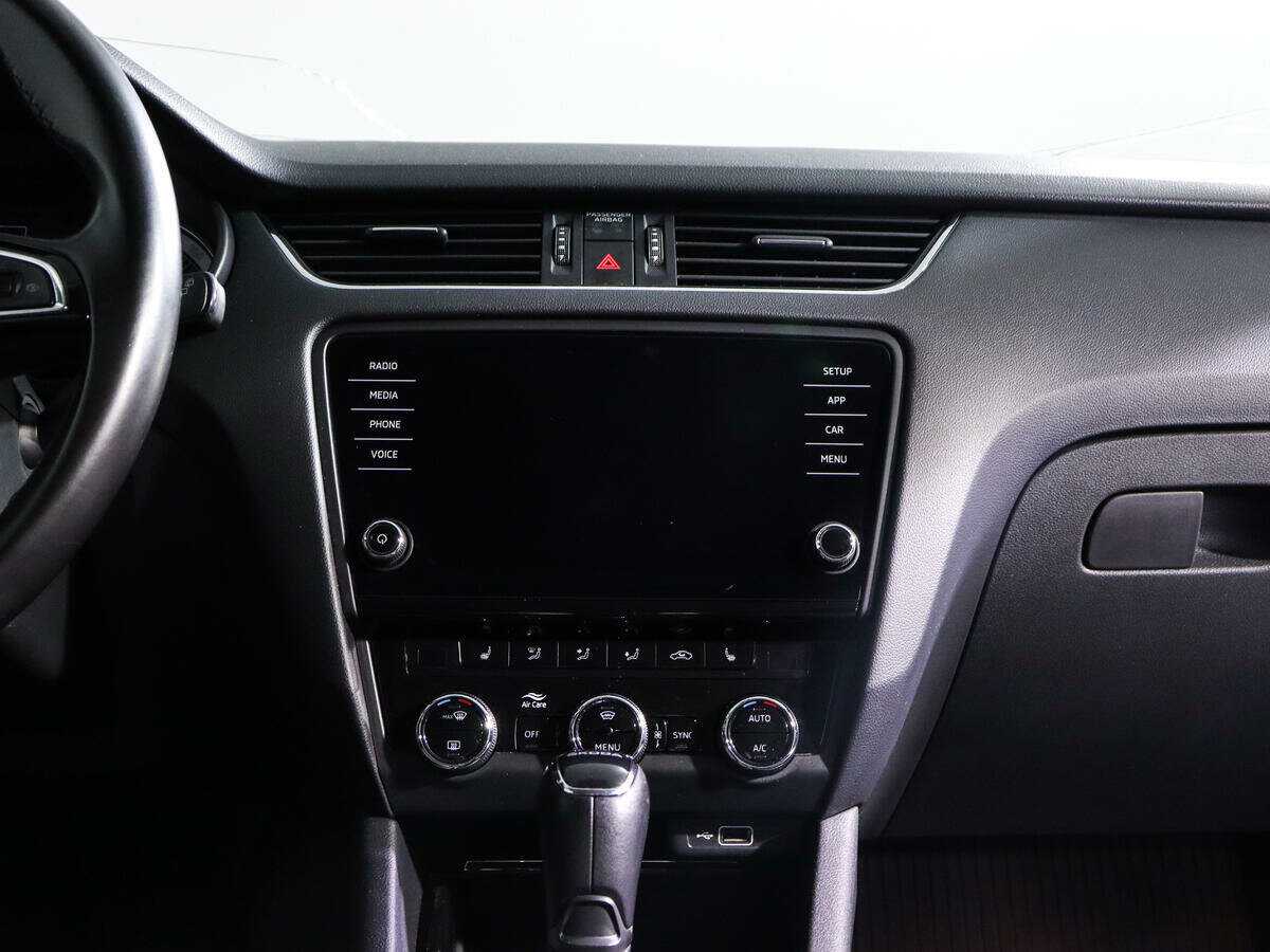 Skoda Octavia 2020 года с пробегом. Фото: #12