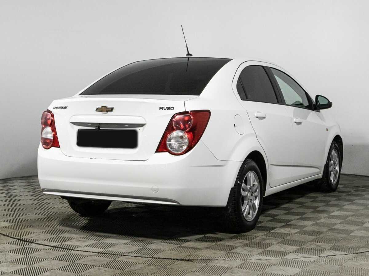 Chevrolet Aveo 2015 года с пробегом. Фото: #4